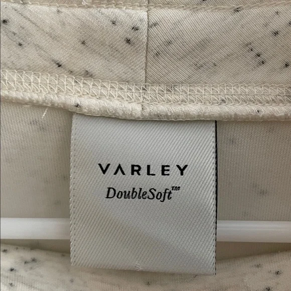 Varley Oakdale Doublesoft Cream Sweatshirt M worn once washed once! - Picture 4 of 7